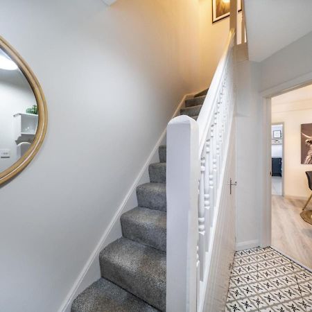 בלפסט Pass The Keys 58 Lw Ave Stunning 2Br Terrace Top Location Lots Nearby מראה חיצוני תמונה