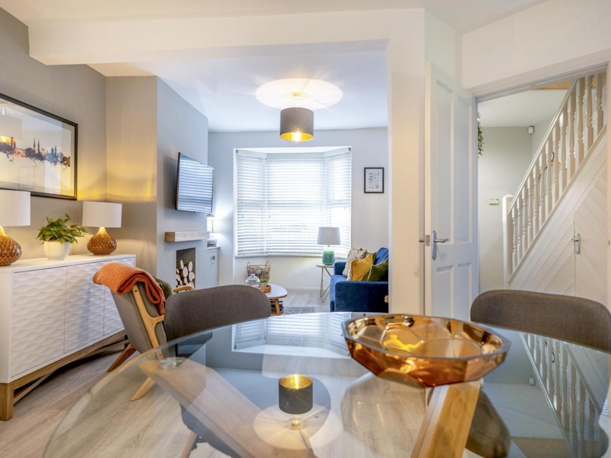 בלפסט Pass The Keys 58 Lw Ave Stunning 2Br Terrace Top Location Lots Nearby מראה חיצוני תמונה