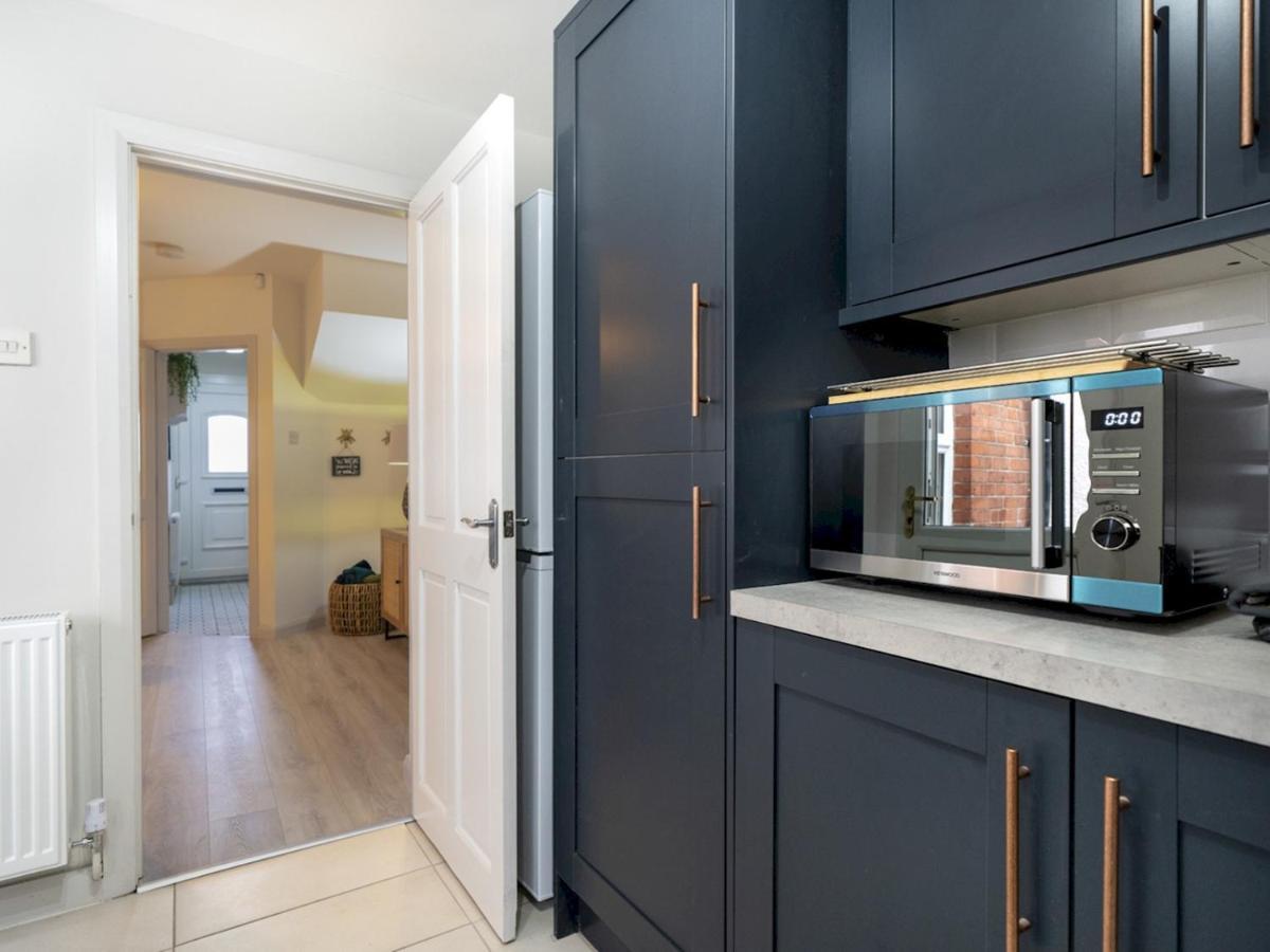 בלפסט Pass The Keys 58 Lw Ave Stunning 2Br Terrace Top Location Lots Nearby מראה חיצוני תמונה